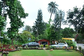 Toppers corner-A Boutique Garden Resort