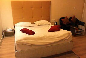 Toppers corner-A Boutique Garden Resort