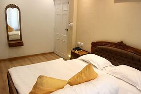 Toppers corner-A Boutique Garden Resort