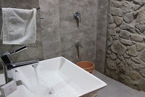 Toppers corner-A Boutique Garden Resort