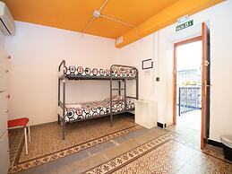 Arc House Sevilla - Hostel