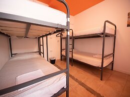 Arc House Sevilla - Hostel