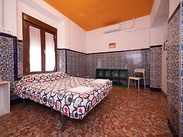 Arc House Sevilla - Hostel