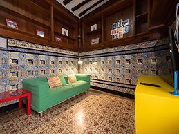 Arc House Sevilla - Hostel