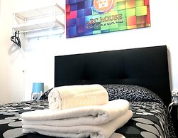 Arc House Sevilla - Hostel