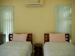 Suanluang Garden View Resort