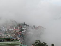 The Lindsay Cheu Den