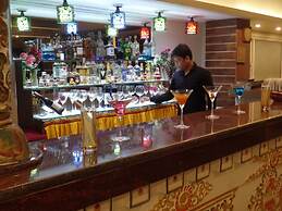 The Lindsay Cheu Den