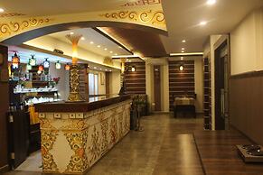 The Lindsay Cheu Den