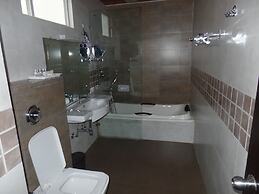 The Lindsay Cheu Den