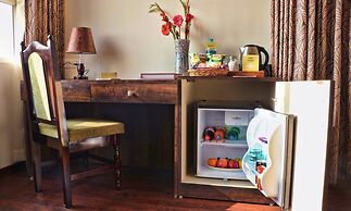 The Lindsay Cheu Den