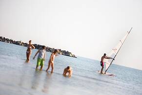 Residence Long Beach Village