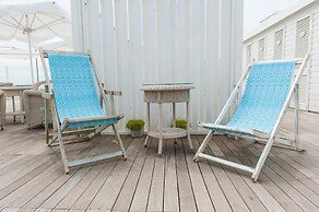 Residence Long Beach Village