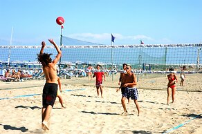 Residence Long Beach Village