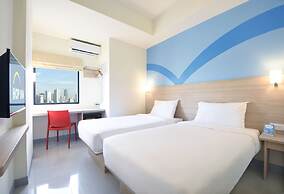 Hop Inn Hotel Aseana City