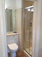 Glenlyon Bed and Breakfast