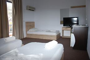 Hotel Freskia