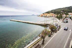 Appartamento sul Mare a Marciana