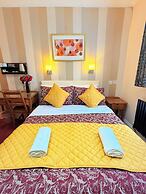 Europa House Hotel