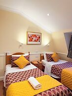 Europa House Hotel