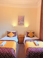 Europa House Hotel