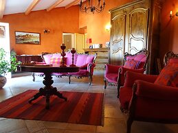 Clos St Pierre de Fraisse