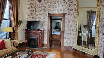 1890 Williams House Inn