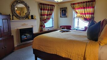1890 Williams House Inn