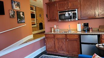 1890 Williams House Inn