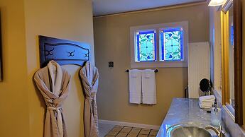 1890 Williams House Inn