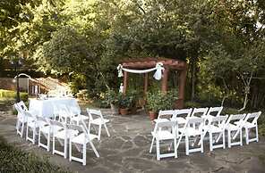 1890 Williams House Inn