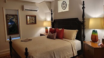 1890 Williams House Inn