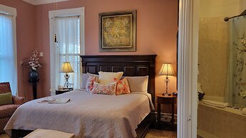 1890 Williams House Inn