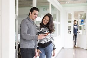 Residencia Universitaria Resa As Burgas - Centro Adscrito a REAJ - Cam