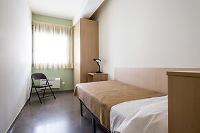 Residencia Universitaria Resa As Burgas - Centro Adscrito a REAJ - Cam