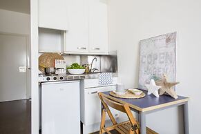 Residencia Universitaria Resa As Burgas - Centro Adscrito a REAJ - Cam