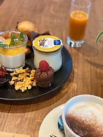 The Originals Boutique, Hôtel Maison Montmartre Paris Les Puces