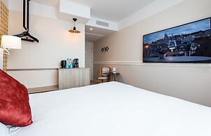 The Originals Boutique, Hôtel Maison Montmartre Paris Les Puces