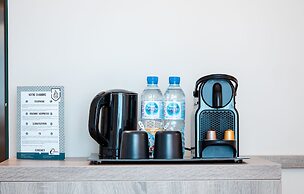 The Originals Boutique, Hôtel Maison Montmartre Paris Les Puces