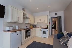 Central Belfast Apartments: 7 Camden Street