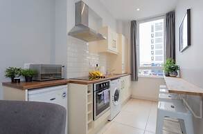 Central Belfast Apartments: 7 Camden Street