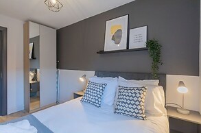 Central Belfast Apartments: 7 Camden Street