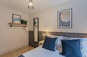 Central Belfast Apartments: 7 Camden Street