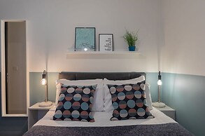 Central Belfast Apartments: 7 Camden Street