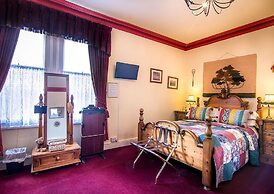 Creston Villa Guest House