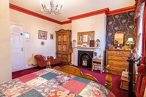 Creston Villa Guest House