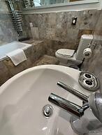 Barncroft Luxury Guest House