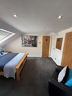 Barncroft Luxury Guest House