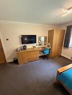 Barncroft Luxury Guest House