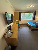 Barncroft Luxury Guest House